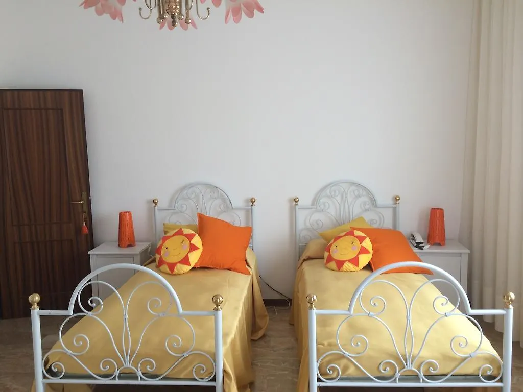 B&B Soleluna Massa Fiscaglia Italy